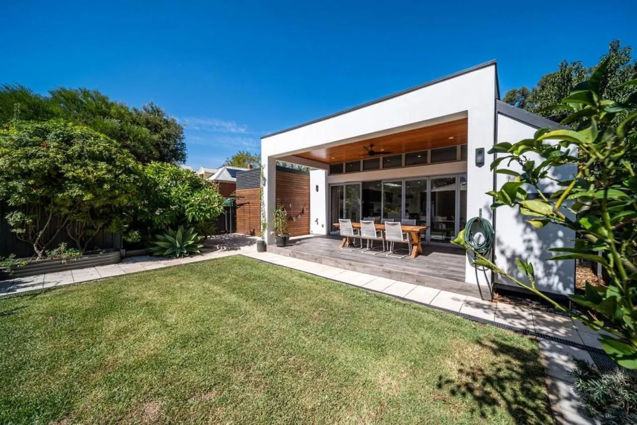 Vogue On Victoria Forestville Wayville Australia