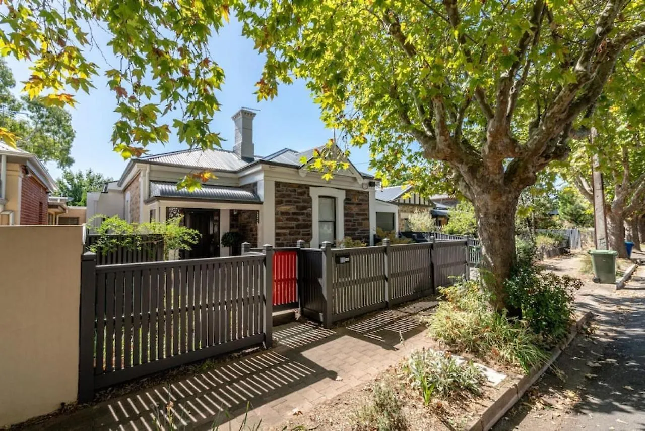 Holiday home Vogue On Victoria Forestville Wayville